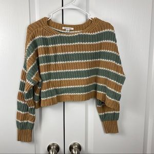 💫Cropped Striped Long Sleeve Knit Shirt💫